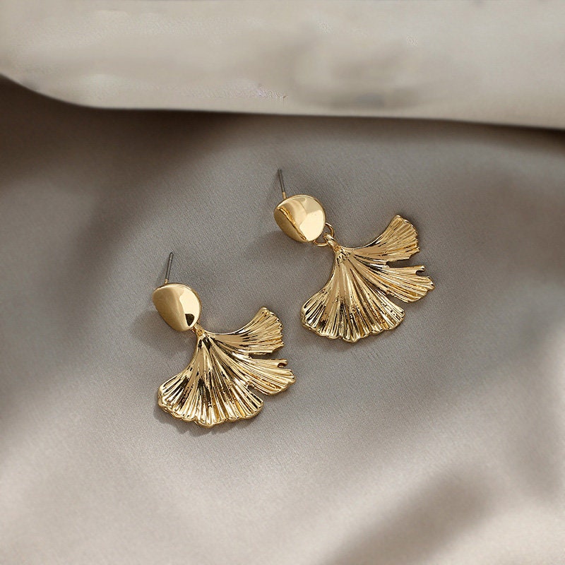 One Pair Ginkgo Biloba Leaf Earringsnature Lover Jewelrygift | Etsy