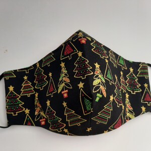 Christmas Face Mask Double Layer Quilters Cotton with nose cover, washable, reusable, best fitting. Small, Medium, Large. made in USA