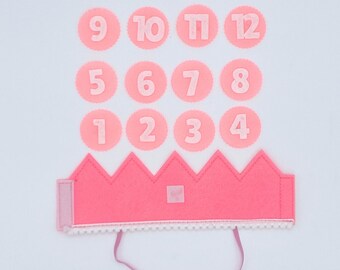 Adereço para foto de marco mensal do bebê e primeiro aniversário - Feltro com números intercambiáveis - Dobrável e reutilizável (rosa)