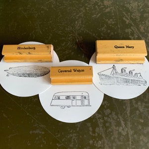 Selos de transporte de madeira vintage, Queen Mary, Union Pacific Railroad, Hindenburg, TWA Transport, aviões, trens e automóveis