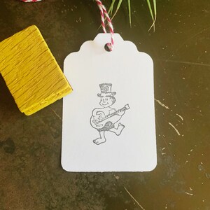 Vintage jongen die gitaar speelt Stempel, postzegels voor planners en tijdschriften, Happy Mail-decoratie