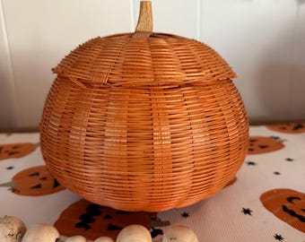 Vintage Orange Wicker Pumpkin Basket Set with Lids, Fall Decor