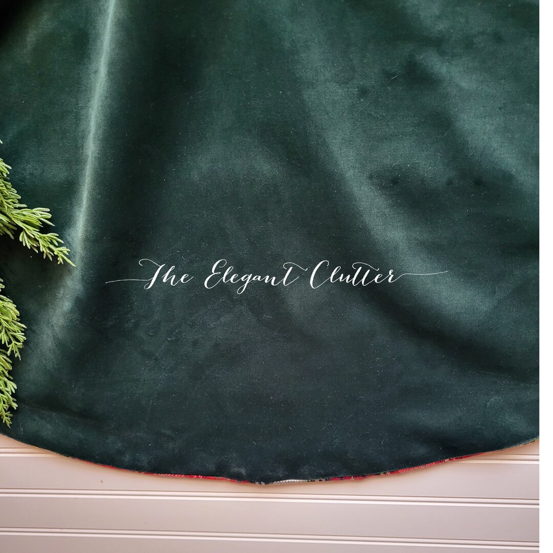Traditional Tree Skirt 