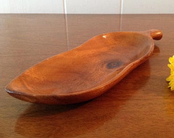 Vintage Monkey Pod Wood Flat Dish, Small Shallow Tray, Taro Leaf, Beautiful Grain, Knothole, Signed Smith's Hardwood, Kauai, Hawaii