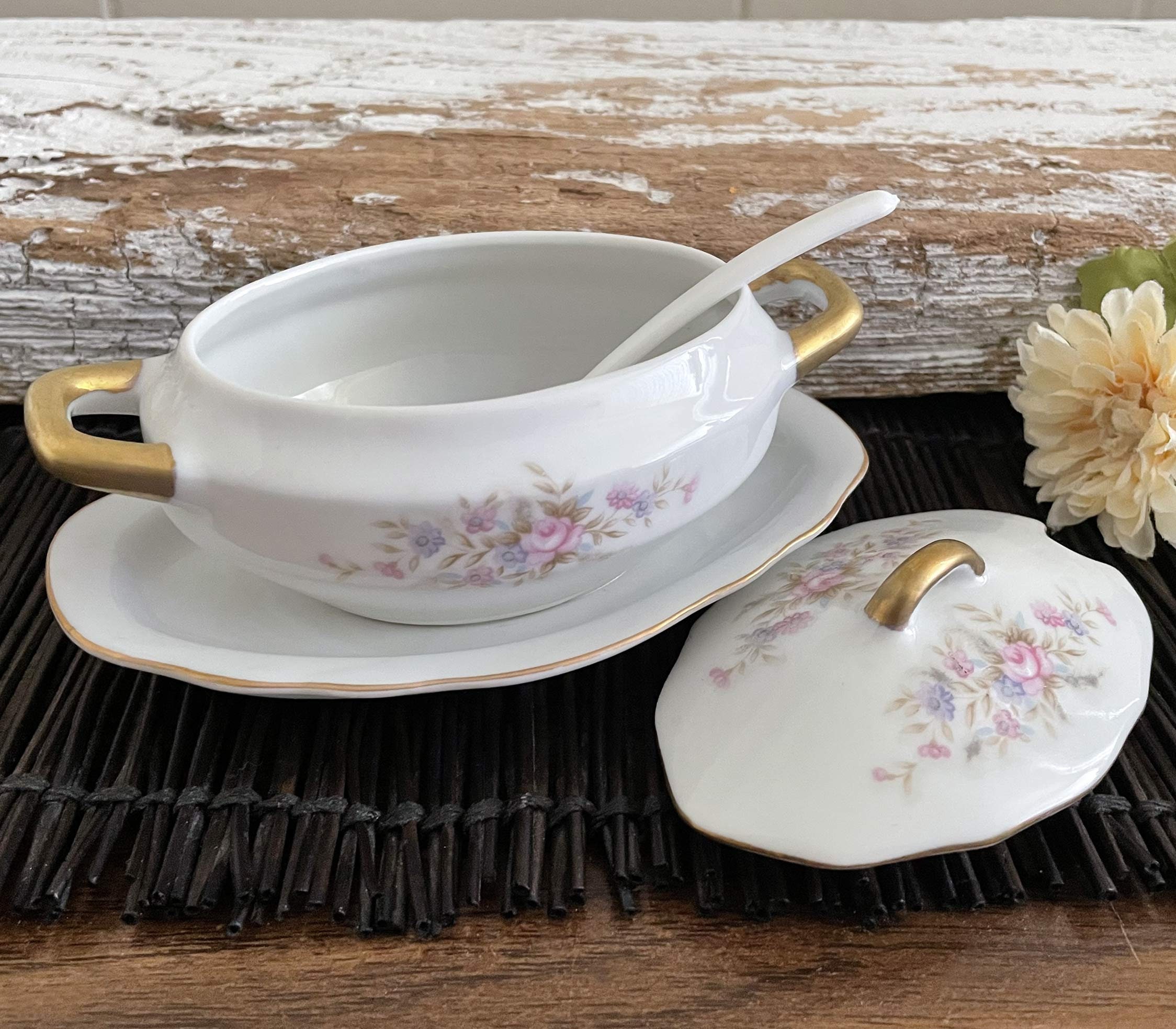 煎茶 象水注 萬古焼 時代物(K-LC757) BC76 Vintage “ Mason's Chartreuse Patent Ironstone China