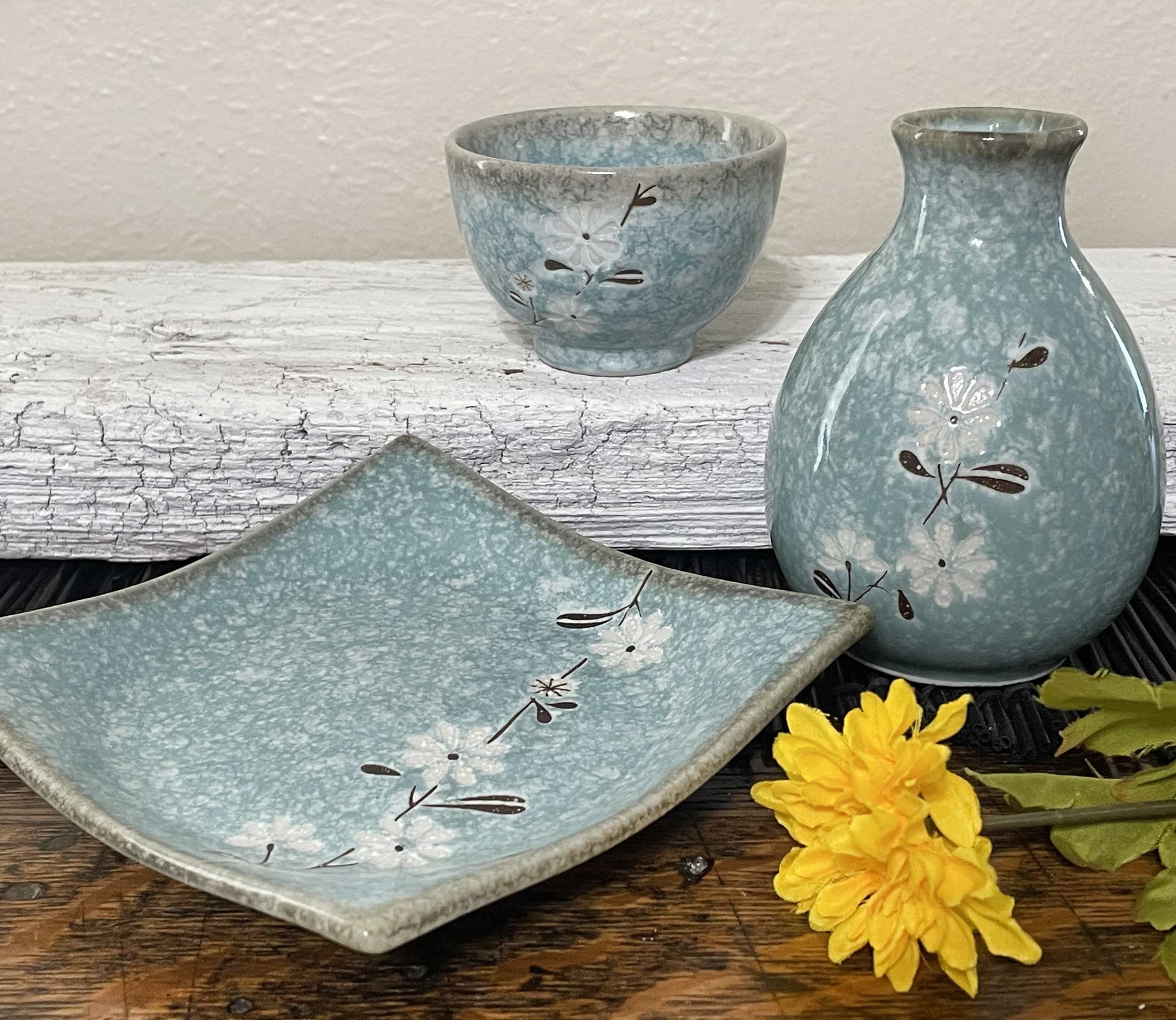 1981年製 SAHARA PAN SET 青 Vintage Ichihara Sake Set, Pale Turquoise Blue Sponge Glaze
