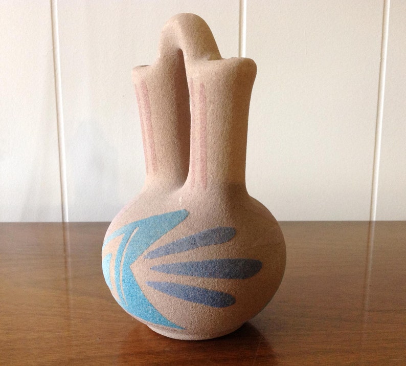Vintage Navajo Sand Paint Wedding Vase Indian Hand Painted Sand Art Pottery Ceramic Vase Signed Original Southwest Native American