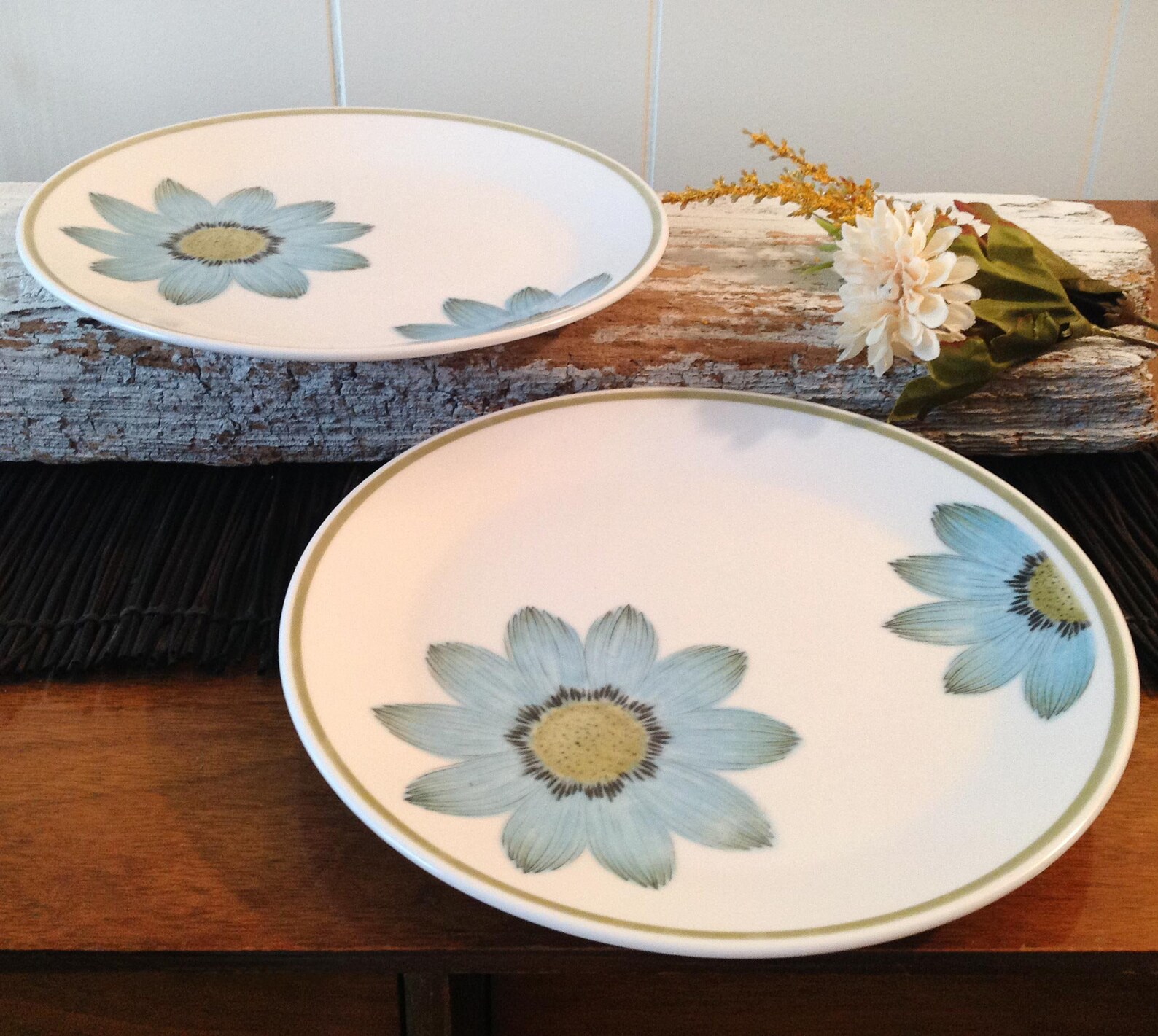 2 Noritake Progression Upsa Daisy Luncheon Plates White Etsy