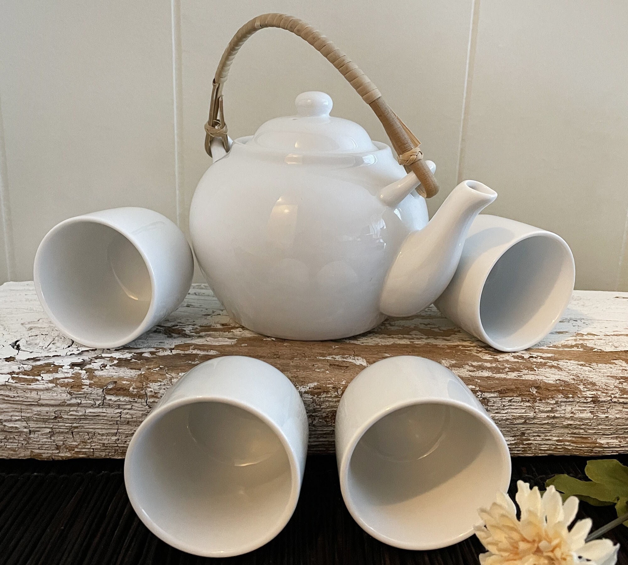 Sips by Glass Teapot | Removable Glass Tea Infuser | Star Accented Porcelain Lid | 20 oz Capacity | Loose Leaf Tea Gift Sets