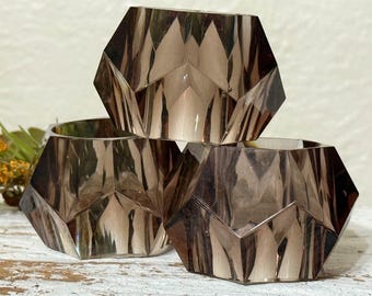 SET Of 6 Vintage Lucite, Acrylic Napkin Rings, Faceted Clear Smoky Taupe, Sparkly Angles, Mid Century Table Ware, Place Settings, Holders, 6