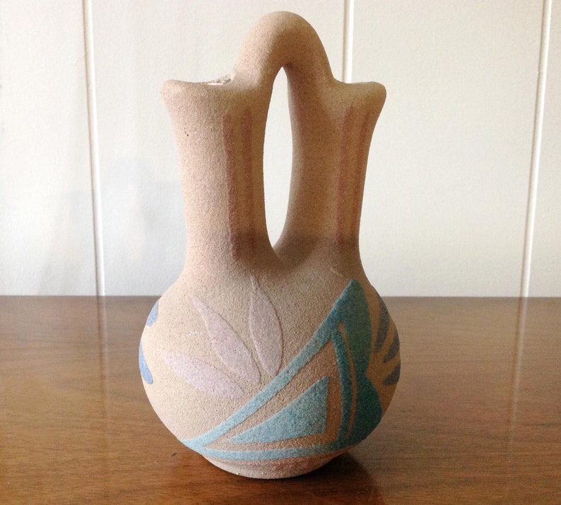 Vintage Navajo Sand Paint Wedding Vase Indian Hand Painted Sand Art Pottery Ceramic Vase Signed Original Southwest Native American