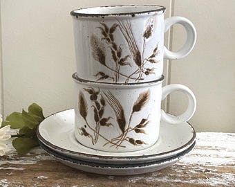 SET Of 2 Stonehenge Midwinter Wild Oats Cups & Saucers, White, Brown Speckles, Wheat, Grain, Wedgwood English Stoneware Coffee, Tea, England