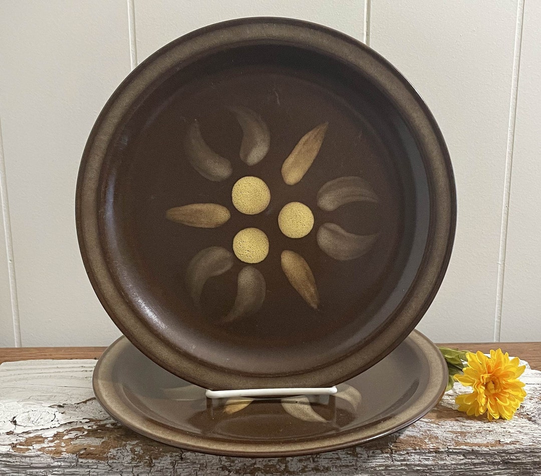 70s es Briard Aztec stoneware 6枚　皿 SET of 2 Georges Briard Aztec Stoneware Dinner Plates, Dark Brown