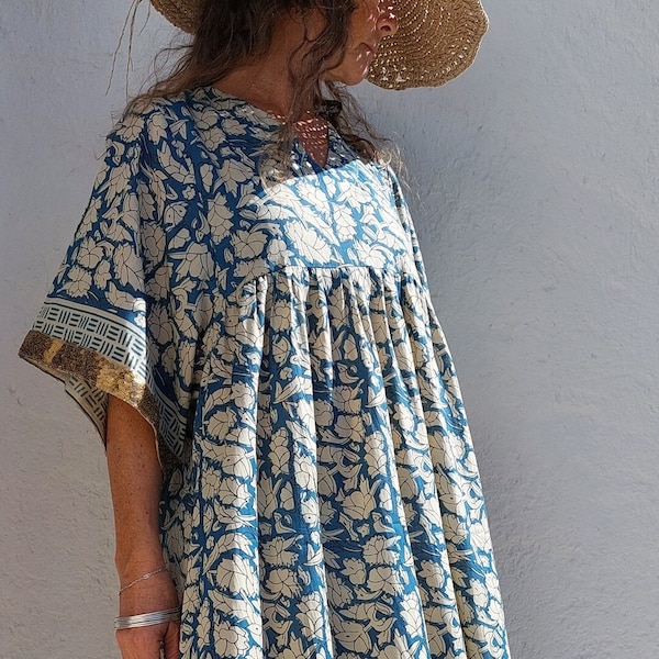 oversize dress in soft cotton, beige-blue color