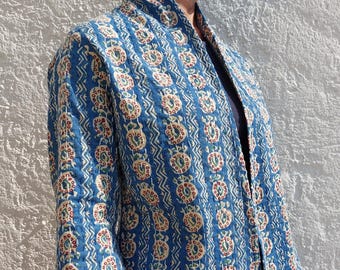 Lätt bomullsjacka – Blå & Beige Paisleyjacka, Handbroderad Boho Chic-jacka, Trumpetärmad Mellansäsongskappa