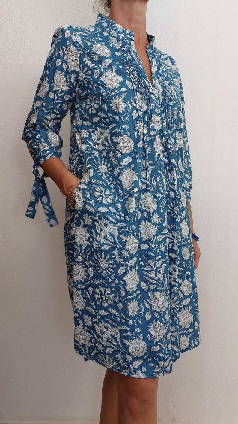 pleat tunic-dress in cotton, blue-white image 4