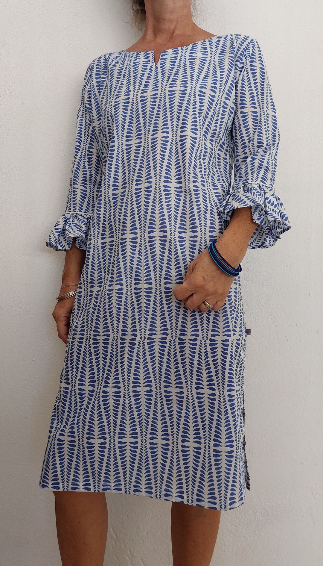Women'S Navy Blue Solid Tunic main image 0