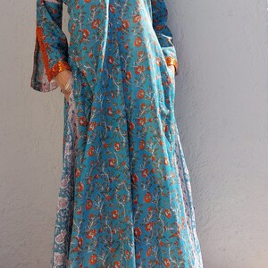 Vind batik kaftan op - april 2026