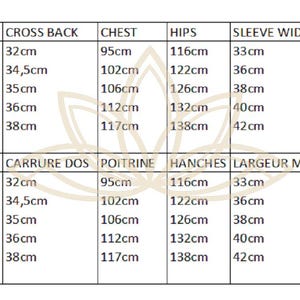 May include: A size chart table with black text on a white background, featuring two identical sections in English and French. It lists measurements in centimeters for sizes S, M, L, XL, and XXL, covering cross back, chest, hips, and sleeve width.