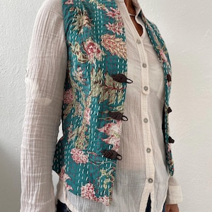 waistcoat in cotton not quilted,teal color and pink hydrangea print,boheme chic style,fitted jacket,limited series,corset shape