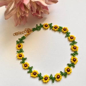 Sunflower seed bead choker necklace yellow green glass womens boho floral summery gift