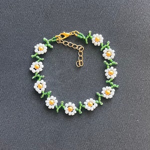 White daisy seed bead anklet yellow green glass womens boho anklet floral summery gift trinket