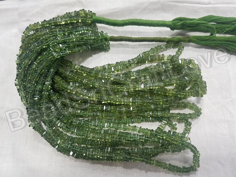 Apatite Green smooth square heishi beads necklace 4-6mm 16inch AAA