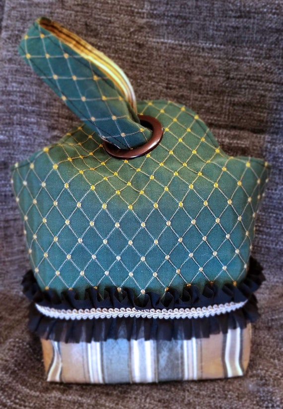 Project Bag Flat Bottom Dumpling: Elegant Green Argyle Black Ruffle Gold Braid