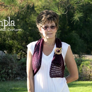 Simpla, versatile, lacy accent to any garment. PATTERN