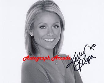 KELLY RIPA Signed Original Autographed 8x10 Photo COA