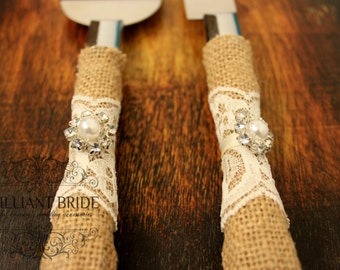 Wedding Cake Server and Knife, Burlap and Lace Wedding Cake Cutter, Western wedding cake cutter, Ivory lace and ribbon, Burlap wedding decor