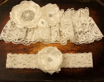 Vintage ivoor Lace Bridal Kousenband w / Strass Bling - mooie satijnen kousenband, crème lente bruiloft accessoires, Plus grootte ribbelst voor bruiloft