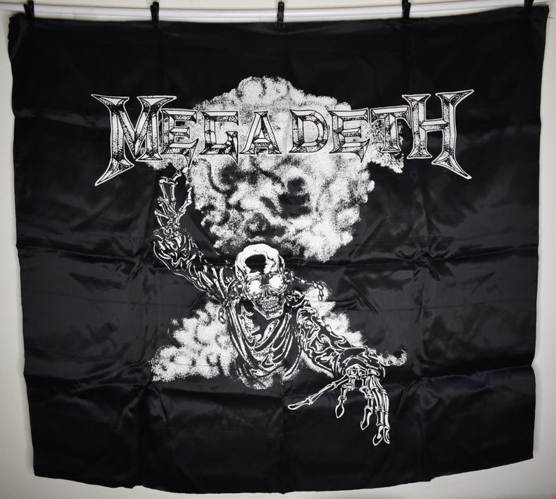 Megadeth Lettering 1980's Megadeth - Vic White Screen Print on Black Artificial Silk ...