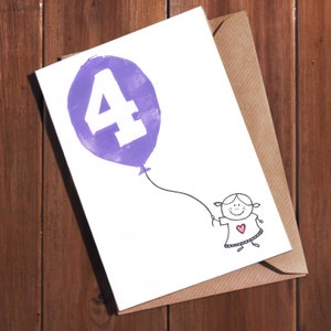 Carte de 4 ans, carte de quatre ans, carte d'anniversaire de 4 ans, carte de quatrième anniversaire, 4 ans aujourd'hui, carte pour fille garçon, imprimé lino à la main, fait main