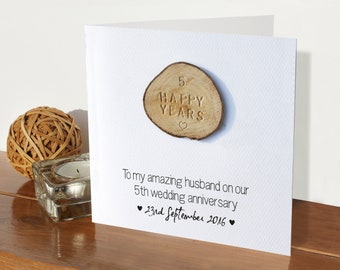 5º cartão de aniversário personalizado de casamento - madeira | 5 anos de casados | Cartão de 5º aniversário feito à mão | Cartão de presente personalizado para marido e mulher