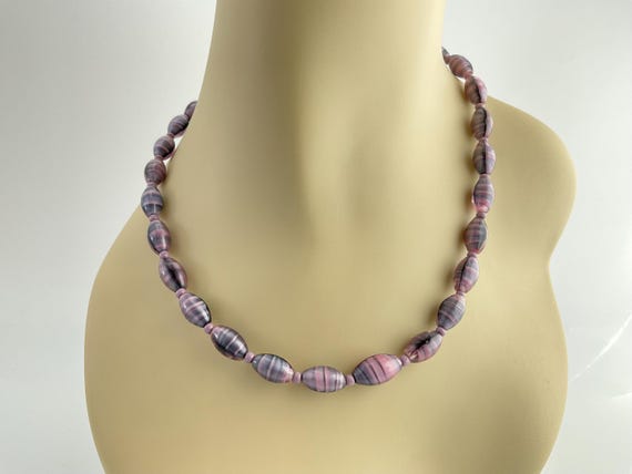 Vintage Lavender and Gray Lamp Work Glass Necklace;  MCM; Neu-Gablonz