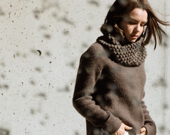 Chunky wool knit infinity cowl, great gift for her made from natural fibers, wool scarf