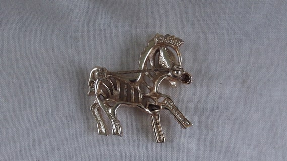 Sarah Coventry Zebra Pin 6229    Vintage, Animal - image 4