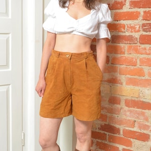 Vintage 80er Jahre High-Waist Wildleder Shorts in Braun - Size L