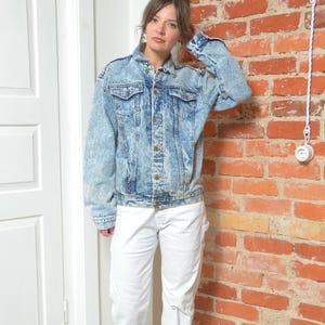 Vintage Acid Wash Denim Jacket - 80s/90s Blue Jean Jacket - Button-Up, Size Medium