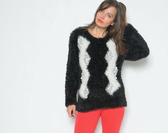 Geometric Fuzzy Sweater/ Vintage 80s Oversized Fuzzy Black And White Pullover - Size Small/Medium