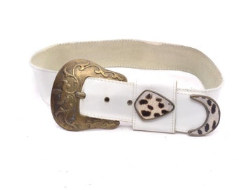 Vintage L Chessler White‎ Wide Leather Belt S/M Silver Buckle 70s 80s Made USA Vintage L Chessler White Wide Leather Belt S/M Silver Buckle  main image 2