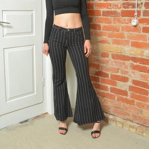 Y2K Pinstripe Flare Jeans – Extra Small – 2000s Low Rise Stretch Pants