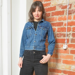 Vintage 90s Levi&#39;s Classic Denim Jacket - Size Small