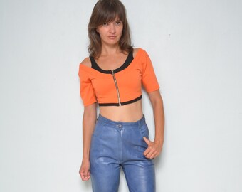 Blusa corta naranja vintage de los 90: blusa con cremallera y hombros descubiertos, talla pequeña