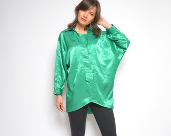 Satin Oversized Blouse / Vintage 80s Long Sleeve Shirt / Glossy Green Top - Size Small