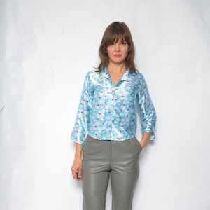 Satin Pajama Top / Vintage 90s Cloud And Heart Print Button Top / Glossy Light Blue Shirt - Size Extra Small