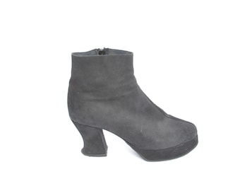 Vintage 90s Suede Platform Boots: Chunky Heel Leather Booties