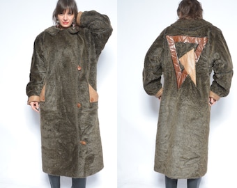 Faux Fur Coat / Vintage 80s Oversized Leather Geometric Buttons Long Maxi Winter Jacket - Size Medium