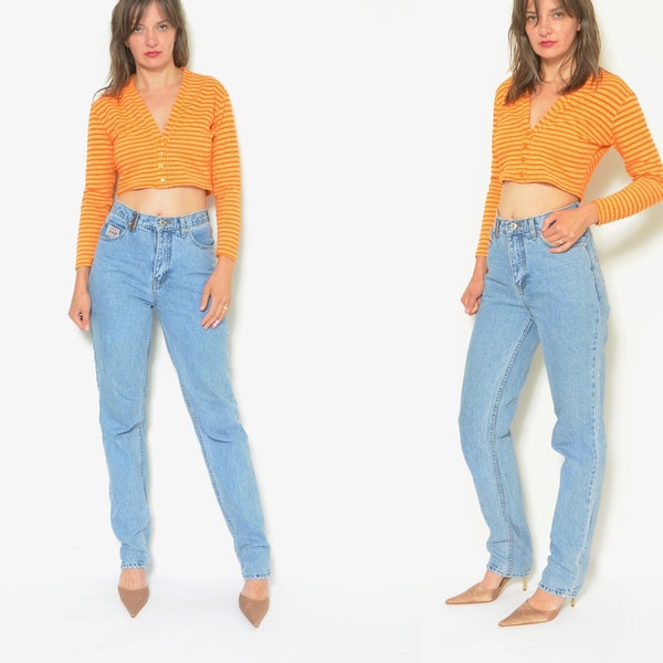 Vintage Blue Denim High Waist Mom Jeans.